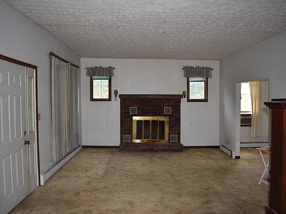 4th image of 98 Old Pineville Pike