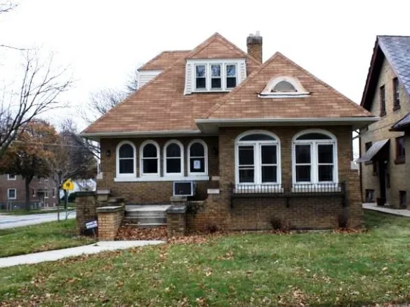 4103 N 16th St, Milwaukee, WI 53209