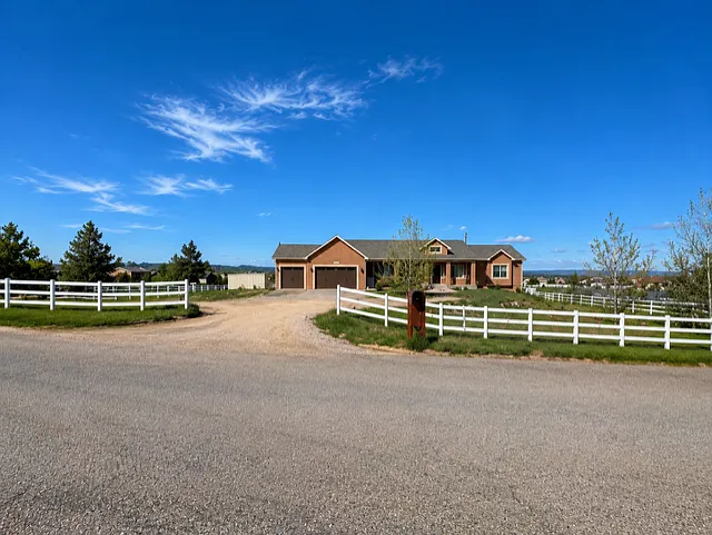 12375 Conestoga Trl N — Photo 2
