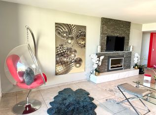 205 E Harmon Ave APT 807, Paradise Town, NV 89169
