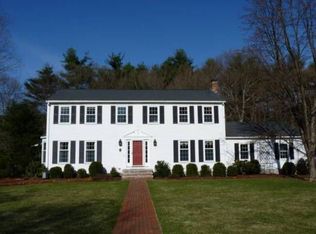 29 Oriole Dr, Medfield, MA 02052