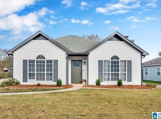 173 Cedar Bend Dr, Helena, AL 35080