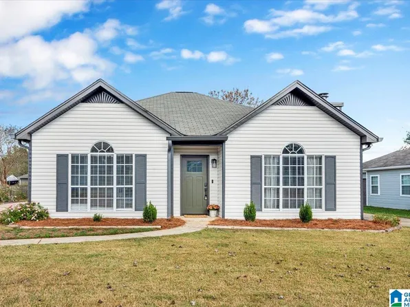 173 Cedar Bend Dr, Helena, AL 35080