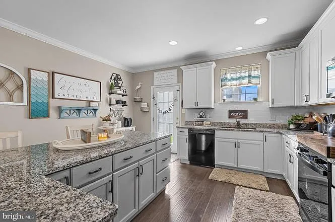 168 Sirius Dr — Photo 12