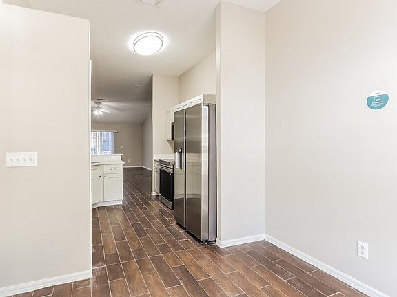 5th image of 19009 Weatherstone Dr