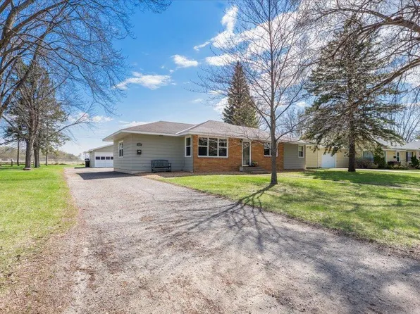 820 Westwood Dr, Alexandria, MN 56308