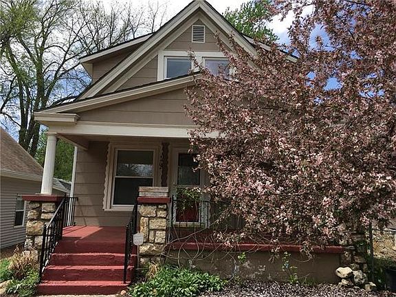 3rd image of 4402 Cambridge St