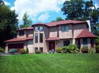 2335 Forest Hills Dr, Harrisburg, PA 17112
