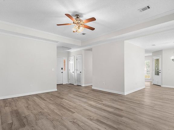 5th image of 801 Winchester Rd