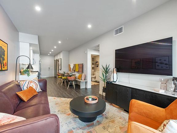 4th image of 1410 McCandless Dr #103