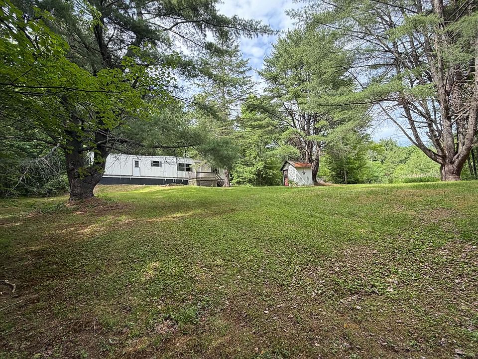 1st image of 895 W Plymouth Road