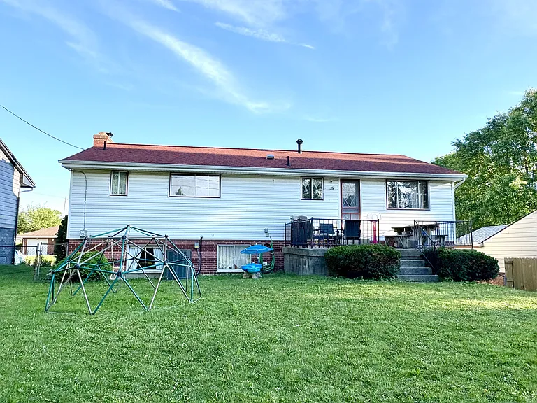 229 Blair Dr — Photo 36