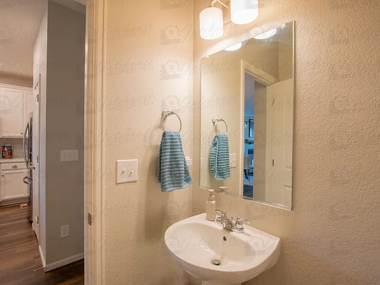 10294 E 59th Ave — Photo 15