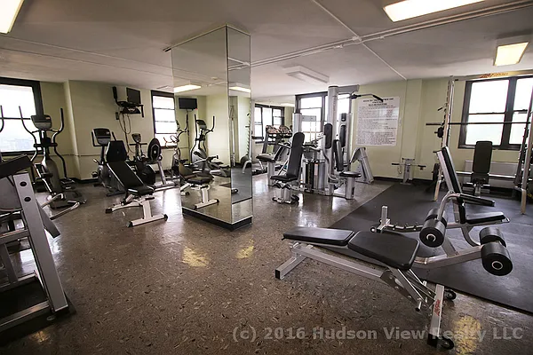 Sold by Hudson View Realty LLC | media 10