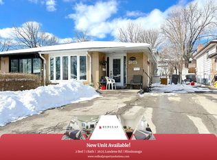 2625 Lundene Rd #2, Mississauga, ON L5J3Y8