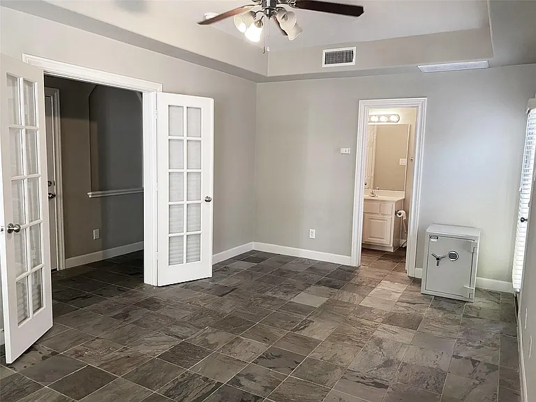 3227 Damico St — Photo 29