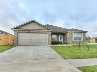 1865 Jack Rabbit Ln, El Reno, OK 73036