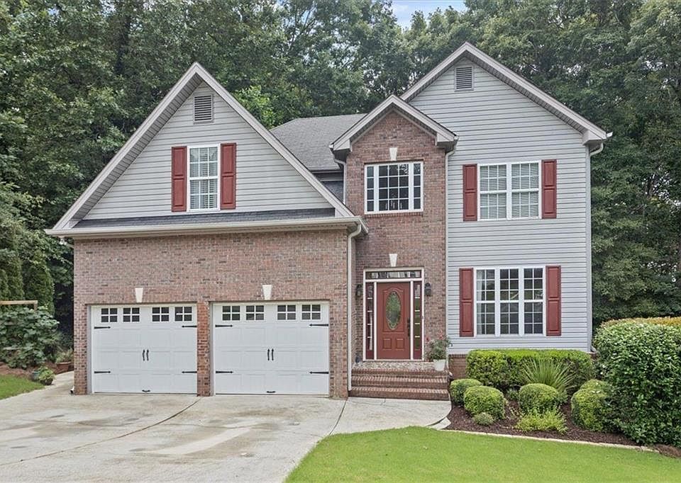 1st image of 313 Saddle Wood Dr