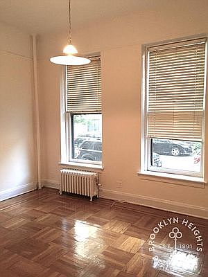 1st image of 154 Carroll St APT A1