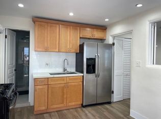 117 38th St #1, Manhattan Beach, CA 90266