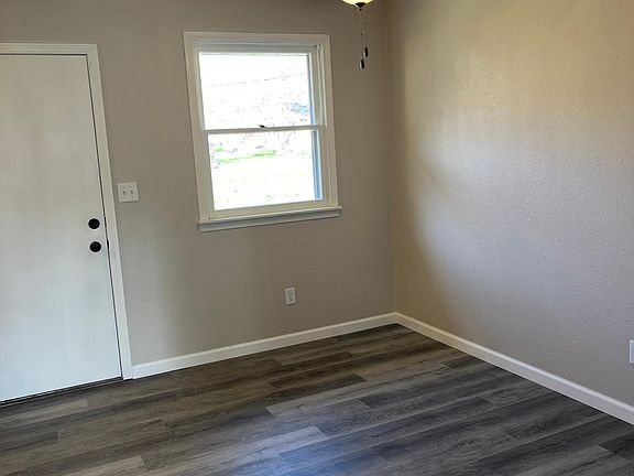 3rd image of 2405 Windy Hill Ln