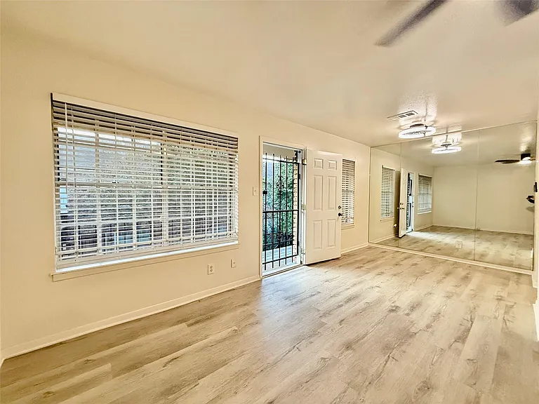 6401 Skyline Dr #36 — Photo 3