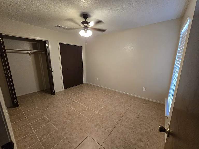 807 Lexington Rd #A — Photo 10