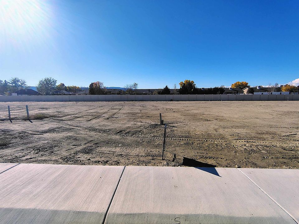 1st image of 715 Glory View Dr