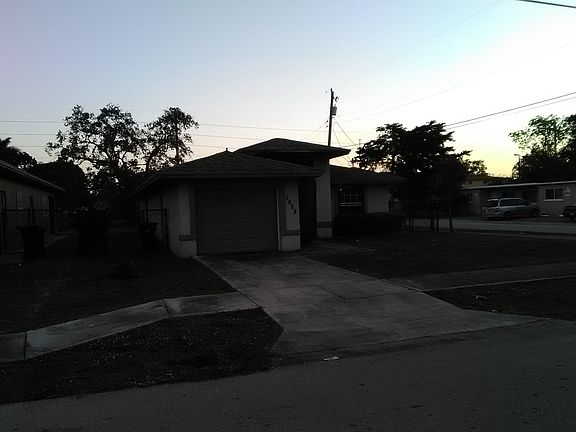 3rd image of 1028 NW 5th Ct