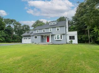 45 Brookhaven Rd, Hamden, CT 06517