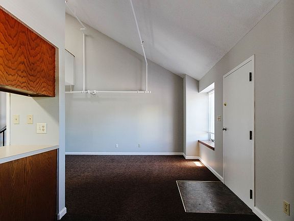 4th image of 1712 W University Ave #2