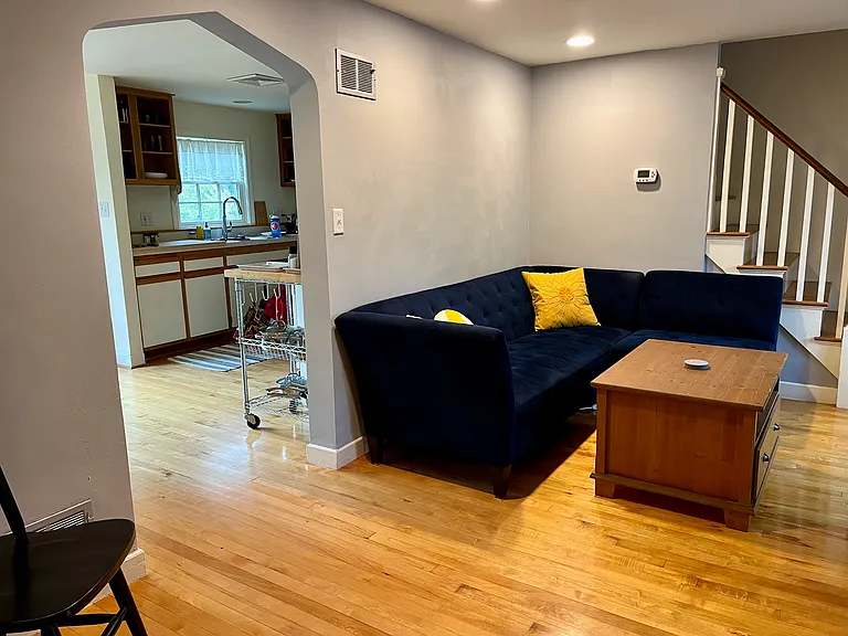 49 Sunnyside Ave — Photo 7