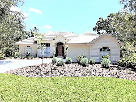 NEW LANDSCAPING W/SOD