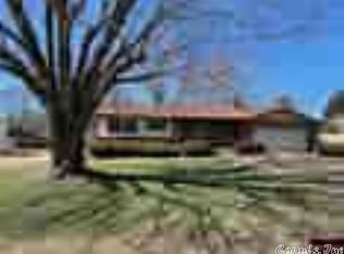 210 Parkview Dr, Mountain Home, AR 72653