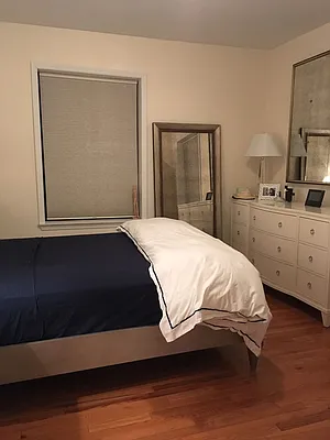 Rented by Realty 2000 Corp | media 25