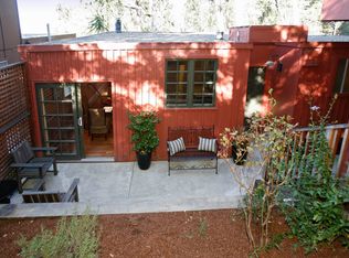 2331 Mastlands Dr, Oakland, CA 94611