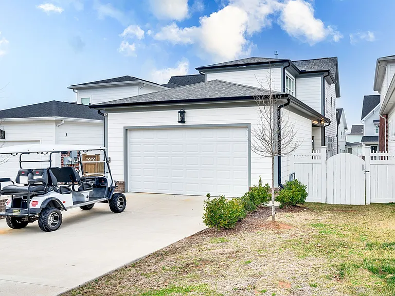 6007 Camberley St — Photo 41