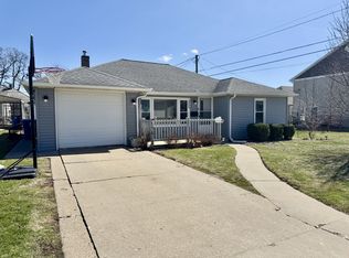 717 Cross St, Peru, IL 61354