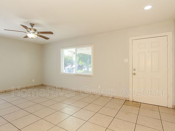 4th image of 2926 N 81st Ave