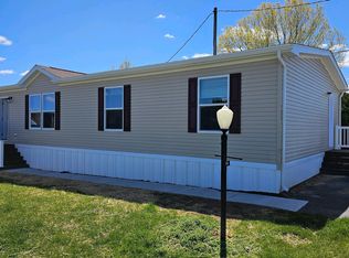 199 Country Ridge Dr, York, PA 17408