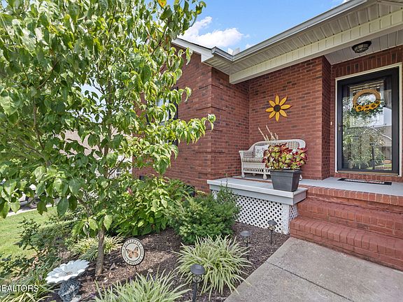 4th image of 4130 Oakstone Ln
