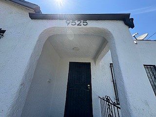 2nd image of 9525 Juniper St