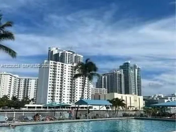 800 Parkview Dr APT 406, Hallandale Beach, FL 33009