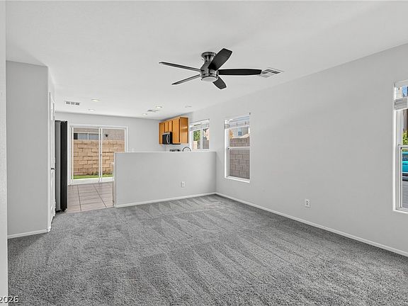 4th image of 139 Trumphet Lilly Ave