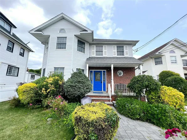 75 Union Avenue, Lynbrook, NY 11563