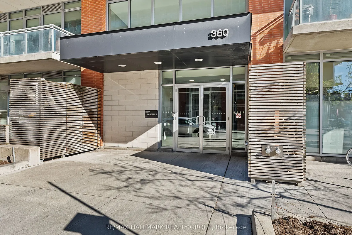 Building Photo - 360 McLeod St #716