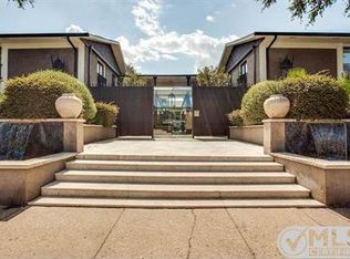 10209 Regal Oaks Dr APT 215, Dallas, TX 75230