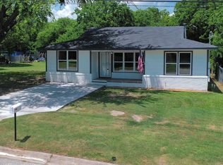 405 E Pecan St, Bowie, TX 76230