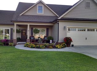 1175 Gray Station Rd, Johnson City, TN 37615