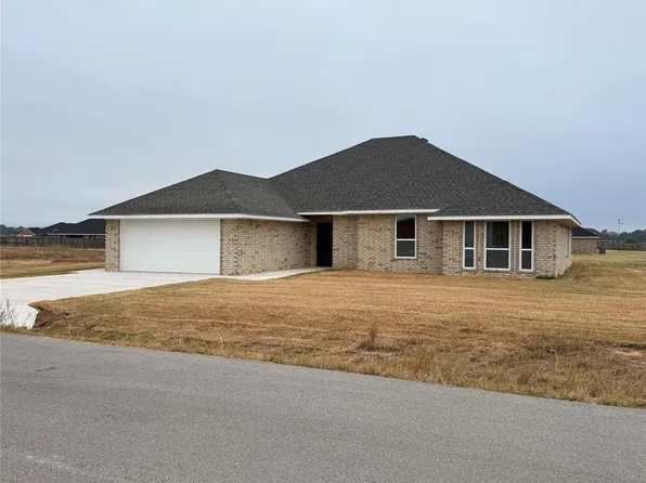 12 Courage Cir, Altus, OK 73521